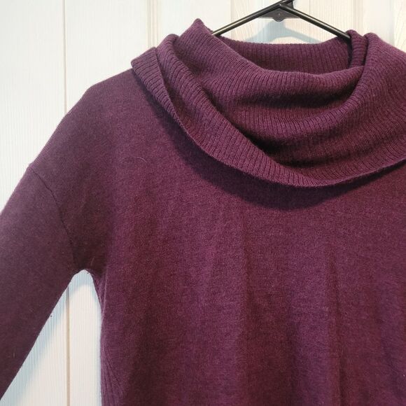 Cynthia Rowley 100% Extrafine Merino Wool Cowl Neck Sweater Size Small Plum - Picture 3 of 5